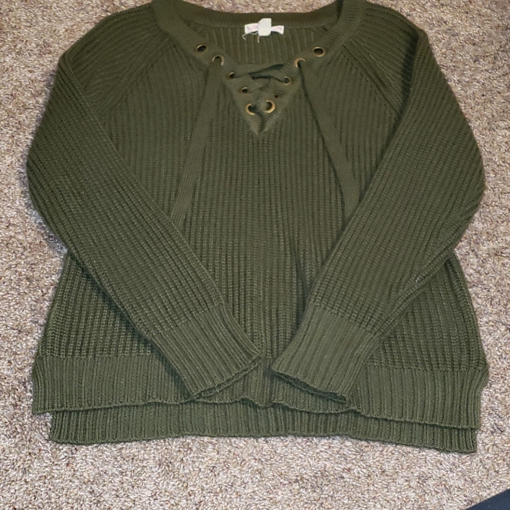 Sweater - Picture 2 of 5